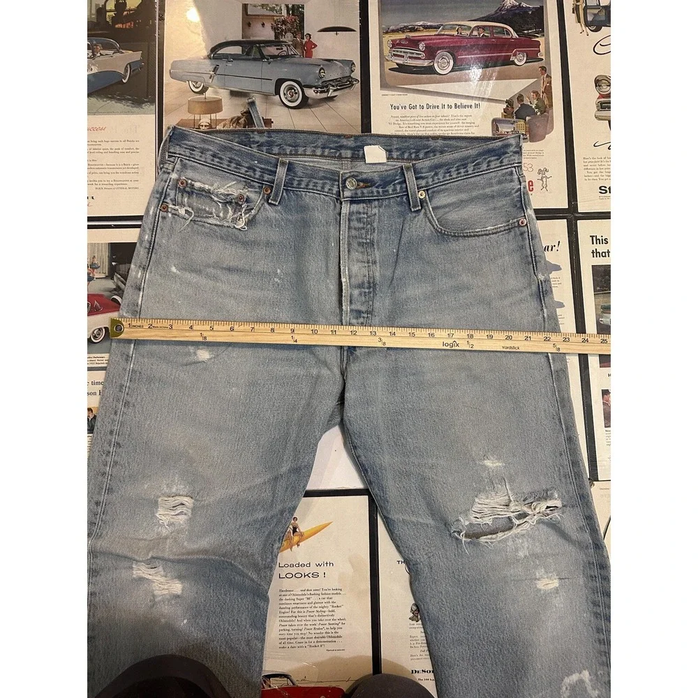 Vintage Levi's 501 Jeans Mens 38x33 Original Fit Button Fly Blue Denim 90s